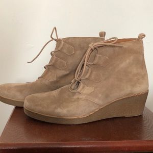 Lucky Brand Wedge Boots sz 9.5